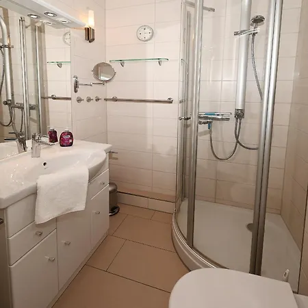 Apartment Buesumer Hochhaus Meerblick 2 *