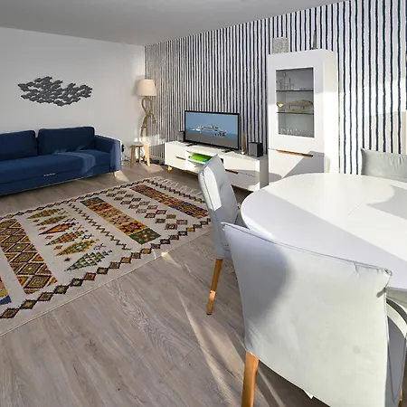 Buesumer Hochhaus Meerblick 2 Busum