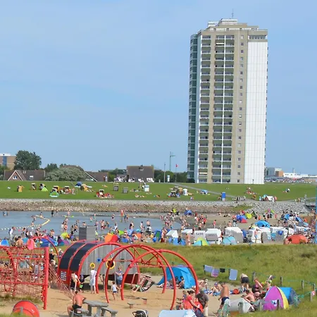 Buesumer Hochhaus Meerblick 2